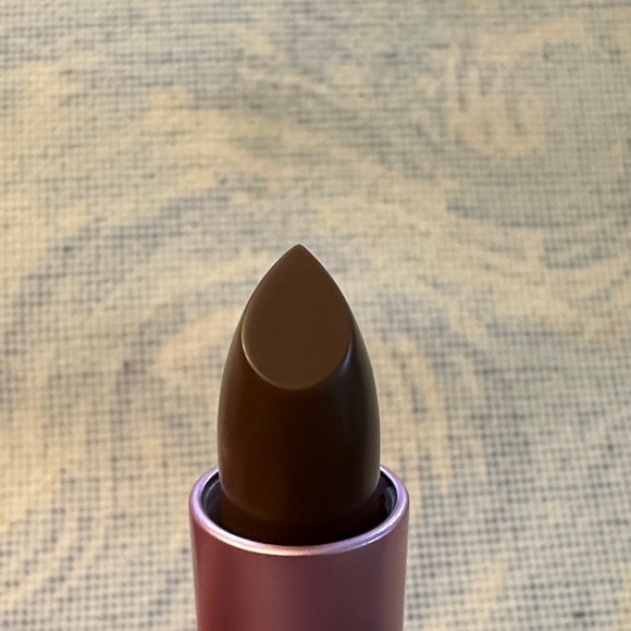 Jeffree Star Tinted Lip Balm in color Cowboy Kiss. - Picture 6 of 6